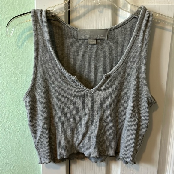 Vintage Havana Tops - Vintage Havana Express crop top